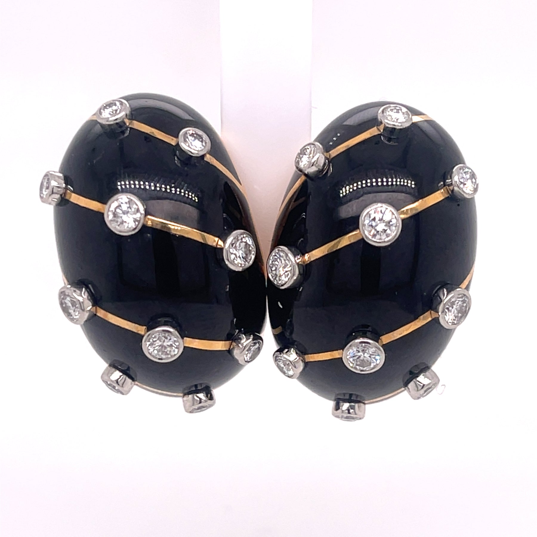 Black enamel earrings 2025